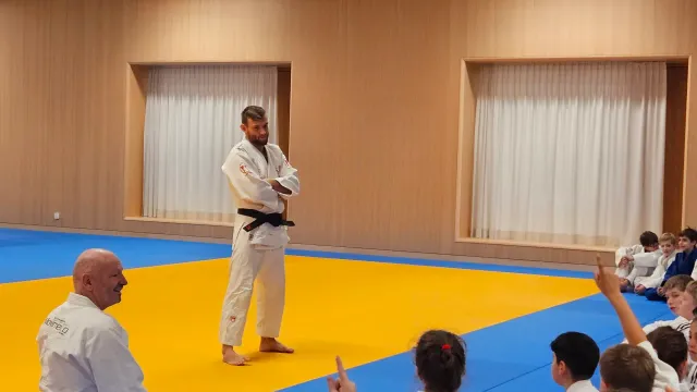 Nils Stump beim Training mit dem AJV